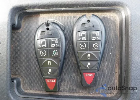 2010 Dodge Grand Caravan Crew z USA, uszkodzony, nr VIN 2D4RN6DX9AR390836